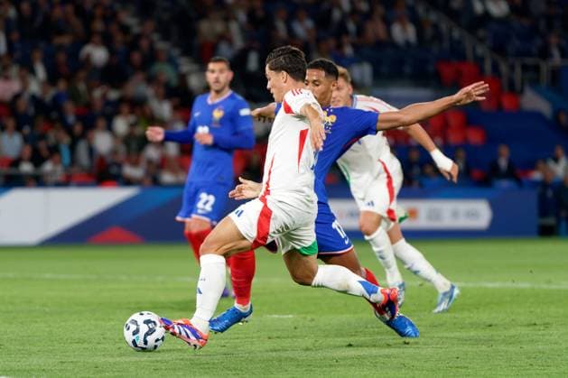 Giacomo Raspadori of Italy scores a goal of 1-3 during France vs Italy, Football UEFA Nations Leage match in Paris, France, September 06 2024  Copyright: xEmmanuelexMastrodonato IPAxSportx xx IPA_49412125 IPA_Agency_IPA49412125