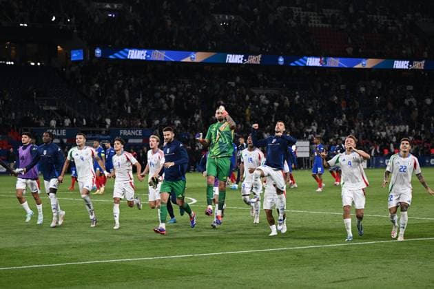 Db Parigi (Francia) 06 09 2024 - Nations League Francia-Italia foto Daniele Buffa Image nella foto: esultanza a fine gara Italia 