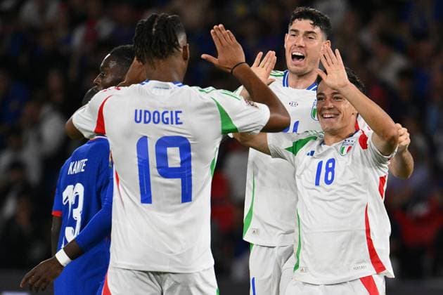 Dc Parigi (Francia) 06 09 2024 - Nations League Francia-Italia foto Domenico Cippitelli Image nella foto: esultanza gol Giacomo Raspdori 