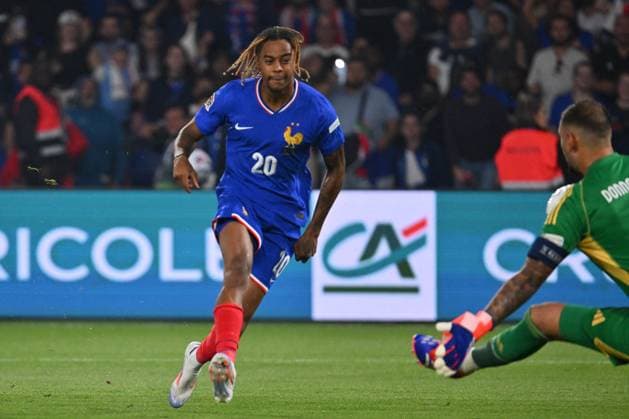 - UEFA Nations League - France vs Italy Bradley Barcola (FRA) is scoring the goal of 1-0 during the UEFA National League Matchday 1 match between France and Italy at the Parc des Princes Stadium on September 6, 2024 in Paris, France. Paris France  Copyright: xIPAxSport ABACAx