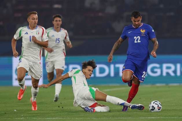 France v Italy - UEFA Nations League 2024 25 League A Group A2 Sebastien Muylaert MAXPPP - Paris 06 09 2024 Theo Hernandez 22 of France during the UEFA Nations League 2024 25 League A Group A2 match between France and Italy at Parc des Princes in Paris, France. 06.09.2024 Paris France  Copyright: xMAXPPPxSébastienxMuylaertx LTG202409074651 LTG202409074651
