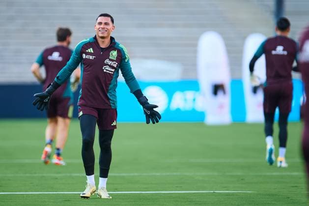 RECORD DATE NOT STATED Seleccion Mexicana 2024 Mexico Team Training Session Luis Malagon during the Mexican national team, Nationalteam (Mexico) Training Session prior to the friendly preparation match against New Zealand, at Rose Bowl Stadium, on September 06, 2024, Pasadena, Los Angeles California, United States. PASADENA LOS ANGELES CALIFORNIA UNITED STATES  Copyright: xJONATHANxDUENASx 20240906203213_SNM_MEX_TRAIN_MALAGON46