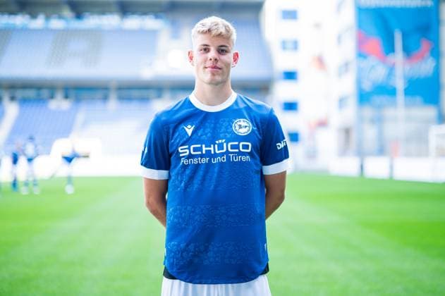 Julian Kania DSC Arminia Bielefeld 3 Liga, portrait date 2024 2025 Bielefeld North Rhine-Westphalia Germany Schüco Arena
