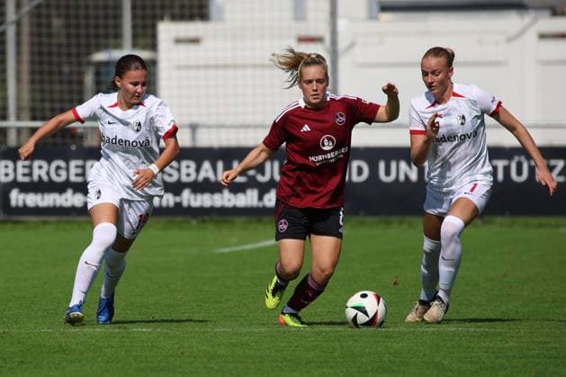 07 09 2024 Soccer Season 2024 2025 DFB Pokal Women 1 FC Nürnberg FCN Club Clubfrauen SC Freiburg Sportfoto Zink xdcxdex Annabel Schasching 19 , SC Freiburg , Livia Brunmair 8, 1 FC Nürnberg FCN , Tessa Blumenberg 7 , SC Freiburg