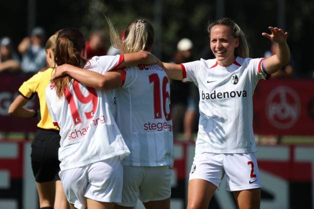 07 09 2024 Soccer season 2024 2025 DFB Cup Women 1 FC Nürnberg FCN Club Clubfrauen SC Freiburg Sportfoto Zink xdcxdex Annabel Schasching 19 , SC Freiburg , Greta Stegemann 16 , SC Freiburg , Lisa Karl 2 , SC Freiburg