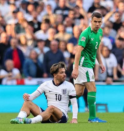 UEFA Nations League Group B2, Aviva Stadium, Dublin 7 9 2024 Republic of Ireland vs England England s Jack Grealish with Seamus Coleman of Ireland Jack Grealish with Seamus Coleman 7 9 2024  Copyright: x INPHO RyanxByrnex RB1_0627