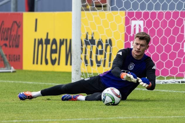Training Deutsche Fussball Nationalmannschaft; 08.09.2024 Alexander Nübel (Deutschland, 21) beim Training Training Deutsche Fussball Nationalmannschaft; Düsseldorf, Paul-Janes-Stadion; 08.09.2024 *** Training German national football team 08 09 2024 Alexander Nübel Germany, 21 at training training German national football team Düsseldorf, Paul Janes Stadium 08 09 2024 Copyright: xBEAUTIFULxSPORTS Buriakovx