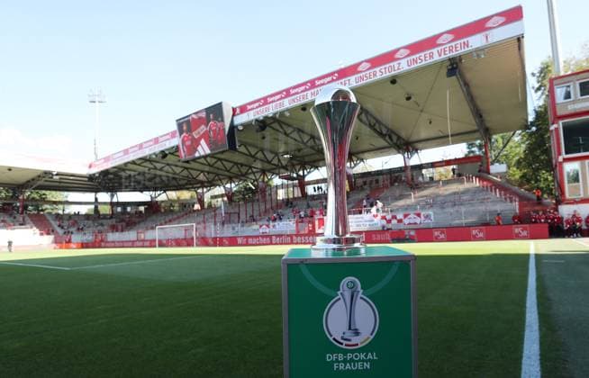 Cup, Trophy, Object at the Stadion an der Alten Försterei AF Sports venue overview Sports Football Soccer Women DFB Pokal 2 Round Season 2024 2025 08 09 2024 1 FC Union Berlin vs RB Leipzig RBL DFL regulations prohibit any use of photographs as image sequences and or quasi video