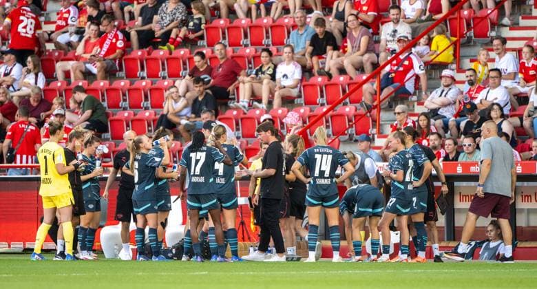 Soccer, Women, Season 2024 2025, DFB Pokal 2 Round , 1 FC Union Berlin RB Leipzig, Speech Coach Jonas Stephan M , RB Leipzig , 08 09 2024, Copyright: xMatthiasxKochx