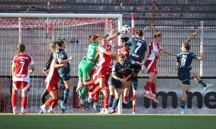 Goalkeeper Melanie Wagner, Dina Orschmann, Julia Magerl, Giovanna Hoffmann duel Match scene Action Sport Soccer Football Women DFB Cup 2nd round Season 2024 2025 08 09 2024 1 FC Union Berlin vs RB Leipzig RBL DFL regulations prohibit any use of photographs as image sequences and or quasi video