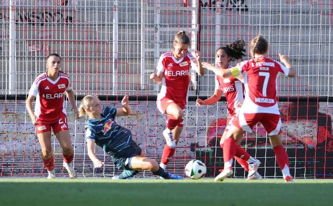 Anna Weiss, Vanessa Fudalla, Celine Frank, Lisa Heiseler duel match scene action sport soccer soccer women DFB Pokal 2 round season 2024 2025 08 09 2024 1 FC Union Berlin vs RB Leipzig RBL DFL regulations prohibit any use of photographs as image sequences and or quasi video