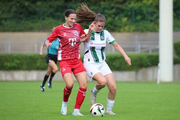 Mönchengladbach, Germany 08 September 2024 DFB Pokal Women 2024 2025 Borussia Mönchengladbach vs 1 FC Köln In the picture from left in duel Sara Agrez 1 FC Köln and Kiki Scholten Borussia Mönchengladbach DFB regulations prohibit any use of photographs as image sequences and or quasi video Grenzlandstadion Nordrhein Westfalen Copyright: xFotostandx xVanxderxVeldenx