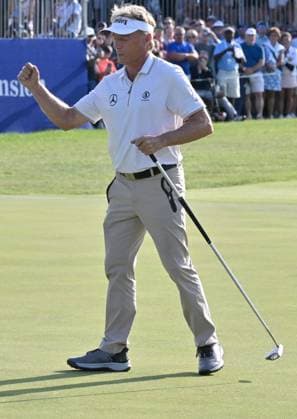 JENNINGS, MO - SEPTEMBER 08: Golfer Bernhard Langer reacts after sinking a match-tying birdie putt on the 18 green to force a one-hole playoff during the final round of the Ascension Charity Classic on September 08, 2024, at Norwood Hills Country Club in Jennings, MO. (Photo by Keith Gillett Icon Sportswire) GOLF: SEP 08 PGA, Golf Herren TOUR Champions Ascension Charity Classic EDITORIAL USE ONLY Icon240908528
