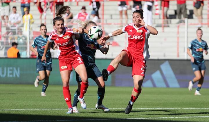 Marie Becker, Vanessa Fudalla, Eleni Markou duel match scene action sport soccer soccer women DFB Pokal 2 round season 2024 2025 08 09 2024 1 FC Union Berlin vs RB Leipzig RBL DFL regulations prohibit any use of photographs as image sequences and or quasi video