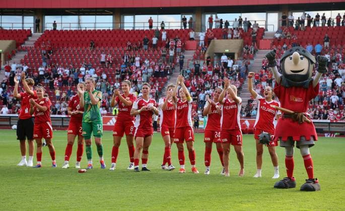 Union women cheer after the end of the match, celebrate 1 0 victory joy emotion jubilation sport soccer soccer women DFB Pokal 2 round season 2024 2025 08 09 2024 1 FC Union Berlin vs RB Leipzig RBL DFL regulations prohibit any use of photographs as image sequences and or quasi video