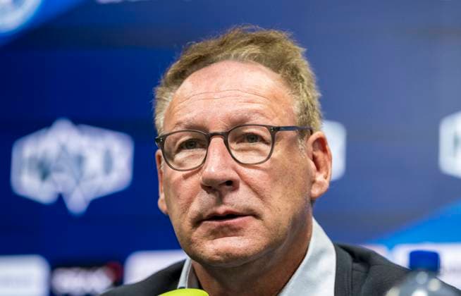 09 09 2024, xfux, Fussball 2 Bundesliga, SV Darmstadt 98 Press Conference Presentation of Coach Florian Kohfeldt, emspor, f l President President Klaus Ruediger Rüdiger Fritsch SV Darmstadt 98 DFL DFB REGULATIONS PROHIBIT ANY USE OF PHOTOGRAPHS as IMAGE SEQUENCES and or QUASI VIDEO Licensing of the photographic work to and or by SV Darmstadt 1898 e V and subsidiaries is not permitted No release of or sale to SV Darmstadt 1898 e V Darmstadt