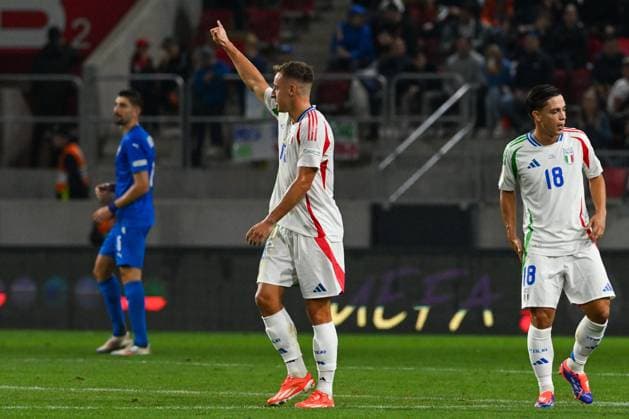 Budapest: Happiness of Davide Frattesi (Italy) after scores a goal during the UEFA Nations League match between Italy vs. Israele on 9th September 2024 at the Bozsik Arena stadium in Budapest, Hungary - UEFA Nations League - Israel vs Italy  - ZUMAp169 20240909_zsa_p169_133 Copyright: xVincenzoxOrlando IPAxSportx