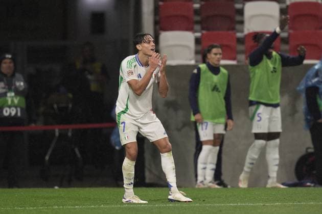 Italy s Samuele Ricci during Italy warm up during the Uefa Nations League 24-25 soccer match between Israel and Italy (group B) at the Bozsik Arena, Budapest, Hungary - September 9, 2024. - Soccer .  Copyright: xMassimoxPaolone LaPressex