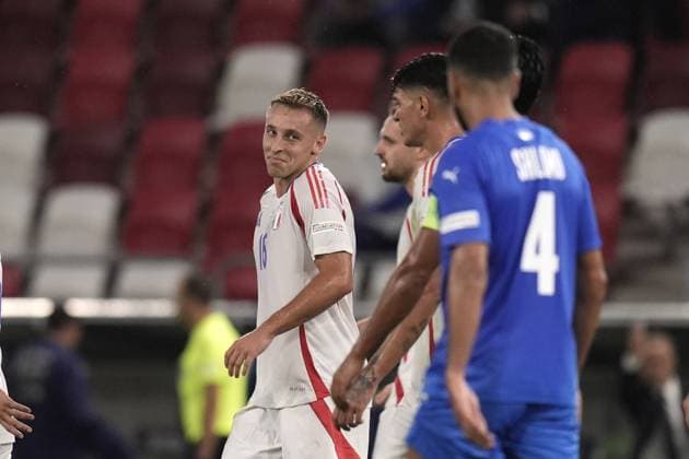 Italy s Davide Frattesi celebrates after scoring the 1-0 goal for his team during the Uefa Nations League 24-25 soccer match between Israel and Italy (group B) at the Bozsik Arena, Budapest, Hungary - September 9, 2024. - Soccer .  Copyright: xMassimoxPaolone LaPressex