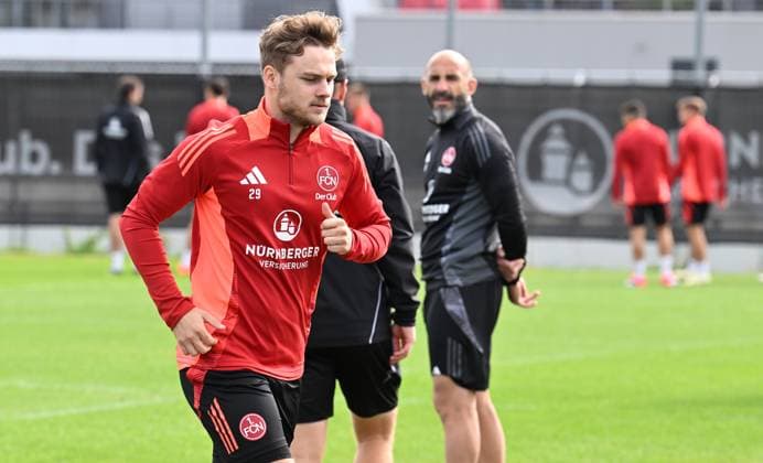 10 09 2024 Soccer 2 Soccer Bundesliga Season 2024 2025 1 FC Nürnberg Nuernberg FCN Club Training Sportfoto Zink xwoxzix Tim Handwerker 29, 1 FC Nürnberg FCN