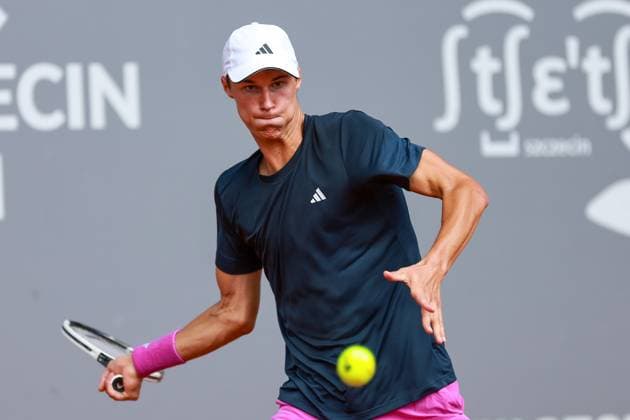 SZCZECIN, 10.09.2024 TURNIEJ TENISA ZIEMNEGO ATP, Tennis Herren CHALLENGER INVEST IN SZCZECIN OPEN 2024 NZ GABRIEL DEBRU FOT. KRZYSZTOF CICHOMSKI NEWSPIX.PL --- Newspix.pl POLAND OUT!  240910KCI027