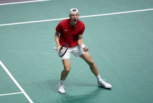 Denis Shapovalov of Canada celebrates Davis Cup Group Stage Finals 2024, Day One, AO Arena, Manchester, UK - 10 Sep 2024  Copyright: xEllaxLing Shutterstockx 14707252ah