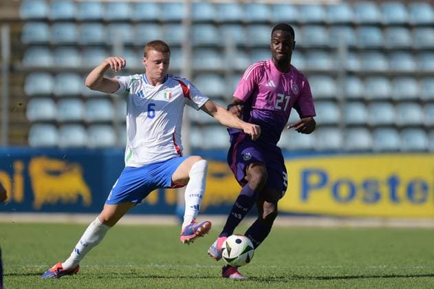 Rieti: Italia s U20Pietro Comuzzo in action against Germany s U20 Ilyas Ansah during the match Elite League Italy U20 - Germany U20 at the Manlio Scopigno stadium in Rieti, Italy on september 10, 2024 - Altro - Elite League Under 20 - Italy vs Germany  - ZUMAp169 20240910_zsa_p169_022 Copyright: xGianlucaxVannicelli IPAxSportx