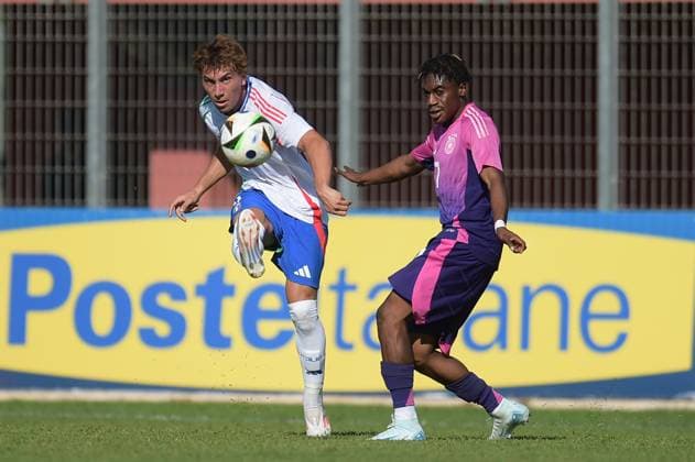 Rieti: Italia s U20 Luca Di Maggio in action against Germany s U20 Justin Diehl during the match Elite League Italy U20 - Germany U20 at the Manlio Scopigno stadium in Rieti, Italy on september 10, 2024 - Altro - Elite League Under 20 - Italy vs Germany  - ZUMAp169 20240910_zsa_p169_024 Copyright: xGianlucaxVannicelli IPAxSportx