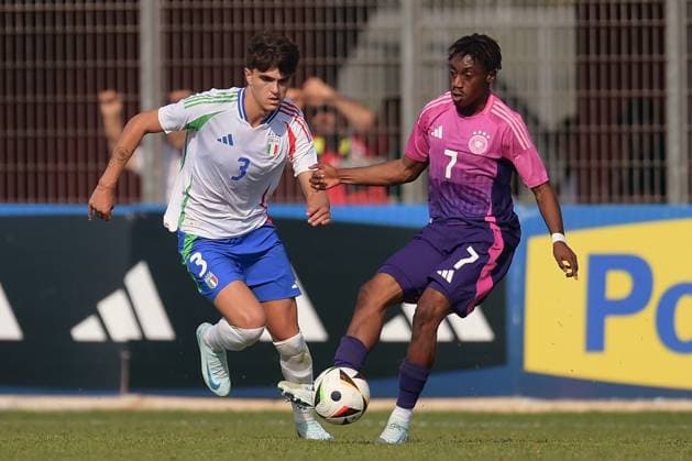 Rieti: Italia s U20 Davide Bartesaghi in action against Germany s U20 Justin Diehl during the match Elite League Italy U20 - Germany U20 at the Manlio Scopigno stadium in Rieti, Italy on september 10, 2024 - Altro - Elite League Under 20 - Italy vs Germany  - ZUMAp169 20240910_zsa_p169_026 Copyright: xGianlucaxVannicelli IPAxSportx