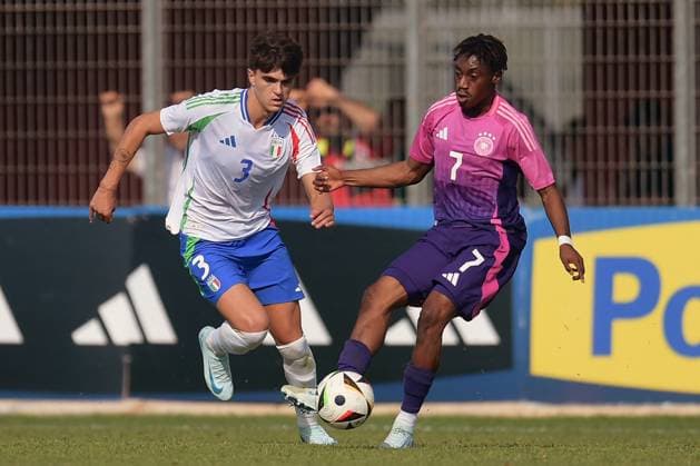 - Altro - Elite League Under 20 - Italy vs Germany Italia s U20 Davide Bartesaghi in action against Germany s U20 Justin Diehl during the match Elite League Italy U20 - Germany U20 at the Manlio Scopigno stadium in Rieti, Italy on september 10, 2024 Rieti Italy  Copyright: xIPAxSport ABACAx