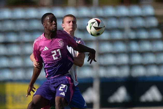 Rieti: Italia s U20 Pietro Comuzzo in action against Germany s U20 Ilyas Ansah during the match Elite League Italy U20 - Germany U20 at the Manlio Scopigno stadium in Rieti, Italy on september 10, 2024 - Altro - Elite League Under 20 - Italy vs Germany  - ZUMAp169 20240910_zsa_p169_030 Copyright: xGianlucaxVannicelli IPAxSportx