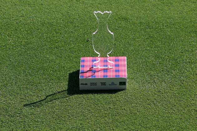 GAINESVILLE, VA - SEPTEMBER 10: A close up of the tee marker on the 15th hole as seen during the first day of practice for the 2024 Solheim Cup at Robert Trent Jones Golf Club at Gainesville, Virginia. (Photo by Brian Spurlock Icon Sportswire) GOLF: SEP 10 LPGA, Golf Damen Solheim Cup EDITORIAL USE ONLY Icon24091015