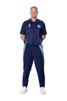 Fußball, GER, 2. BL Saison 2024 2025, FC Schalke 04, Porträttermin, Co Trainer Tim Smolders Copyright: FC Schalke 04