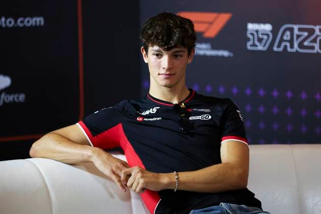 BEARMAN Ollie, Haas F1 Team VF-24 Ferrari, portrait, press conference, PK, Pressekonferenz during the Formula 1 Azerbaijan Grand Prix 2024, 17th round of the 2024 Formula One World Championship, WM, Weltmeisterschaft from September 13 to 15, 2024 on the Baku City Circuit, in Baku, Azerbaijan - F1 - AZERBAIJAN GRAND PRIX 2024 DPPI Panoramic  240912_R17_AZERBAIJAN_DP_EA029997