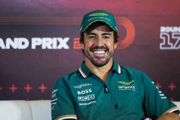 ALONSO Fernando (spa), Aston Martin F1 Team AMR24, portrait during the Formula 1 Azerbaijan Grand Prix 2024, 17th round of the 2024 Formula One World Championship, WM, Weltmeisterschaft from September 13 to 15, 2024 on the Baku City Circuit, in Baku, Azerbaijan - F1 - AZERBAIJAN GRAND PRIX 2024 DPPI Panoramic  240912_R17_AZERBAIJAN_DP_EA010056