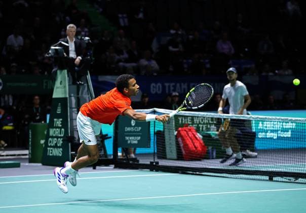 Felix Auger Aliassime of Canada in action Davis Cup Group Stage Finals 2024, Day Three, AO Arena, Manchester, UK - 12 Sep 2024  Copyright: xEllaxLing Shutterstockx 14713339ab