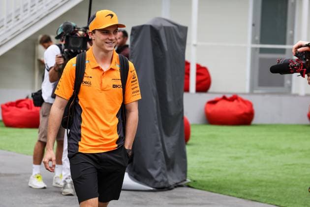 PIASTRI Oscar (aus), McLaren F1 Team MCL38, portrait during the Formula 1 Azerbaijan Grand Prix 2024, 17th round of the 2024 Formula One World Championship, WM, Weltmeisterschaft from September 13 to 15, 2024 on the Baku City Circuit, in Baku, Azerbaijan - F1 - AZERBAIJAN GRAND PRIX 2024 DPPI Panoramic  240913_R17_AZERBAIJAN_DP_FG0O1297