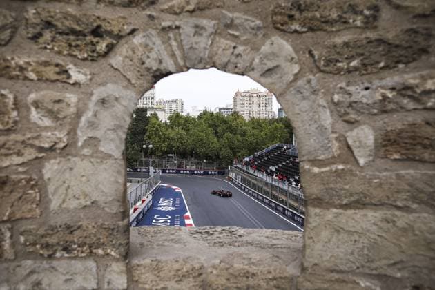 15 VILLAGOMEZ Rafael (mex), Van Amersfoort Racing, Dallara F2 2024, action during the 12th round of the 2024 FIA Formula 2 Championship from September 13 to 15, 2024 on the Baku City Circuit, in Baku, Azerbaijan - AUTO - FORMULA 2 2024 - BAKU DPPI Panoramic  240913_R17_AZERBAIJAN_DP_EA020309