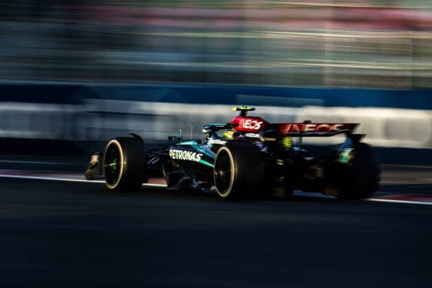 44 HAMILTON Lewis (gbr), Mercedes AMG F1 Team W15, action during the Formula 1 Azerbaijan Grand Prix 2024, 17th round of the 2024 Formula One World Championship, WM, Weltmeisterschaft from September 13 to 15, 2024 on the Baku City Circuit, in Baku, Azerbaijan - F1 - AZERBAIJAN GRAND PRIX 2024 DPPI Panoramic  240913_R17_AZERBAIJAN_XB3_3440