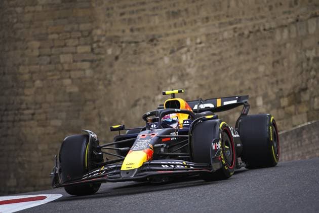 11 PEREZ Sergio (mex), Red Bull Racing RB20, action during the Formula 1 Azerbaijan Grand Prix 2024, 17th round of the 2024 Formula One World Championship, WM, Weltmeisterschaft from September 13 to 15, 2024 on the Baku City Circuit, in Baku, Azerbaijan - F1 - AZERBAIJAN GRAND PRIX 2024 DPPI Panoramic  240913_R17_AZERBAIJAN_DP_EA012119