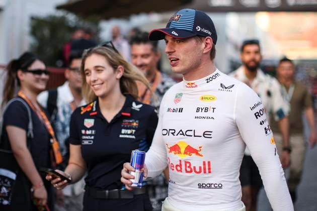 VERSTAPPEN Max (ned), Red Bull Racing RB20, portrait during the Formula 1 Azerbaijan Grand Prix 2024, 17th round of the 2024 Formula One World Championship, WM, Weltmeisterschaft from September 13 to 15, 2024 on the Baku City Circuit, in Baku, Azerbaijan - F1 - AZERBAIJAN GRAND PRIX 2024 DPPI Panoramic  240913_R17_AZERBAIJAN_DP_EA015229