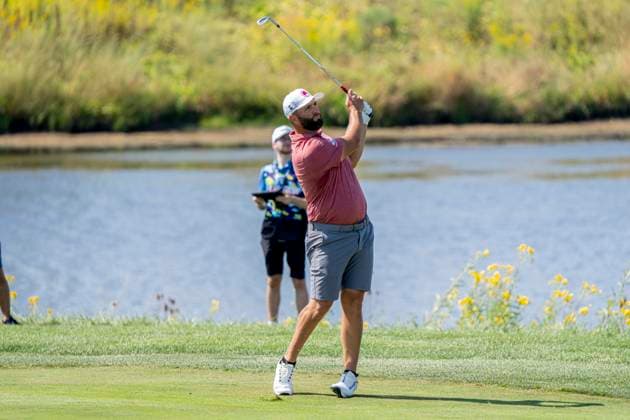 BOLINGBROOK, IL - SEPTEMBER 13: Jon Rahm of the Legion XIII plays his shot on the fifth green during day one of LIV Golf: Chicago at Bolingbrook Golf Club on September 13, 2024 in Bolingbrook, Illinois. (Photo by Ben Hsu Icon Sportswire) GOLF: SEP 13 LIV Golf League Chicago EDITORIAL USE ONLY Icon2242409130461