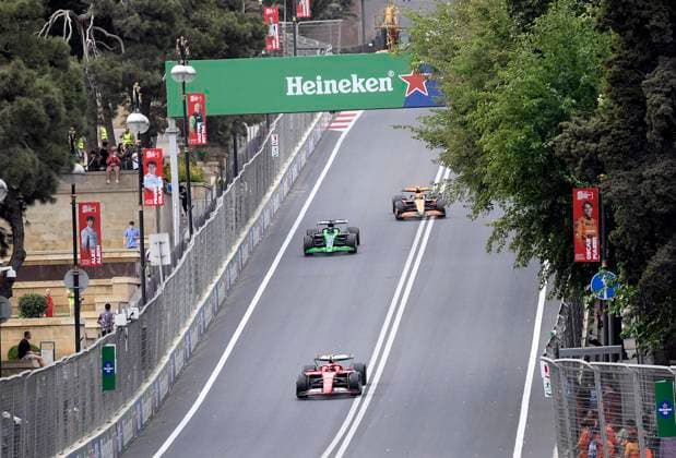 (240914) -- BAKU, Sept. 14, 2024 -- Drivers compete during the practice session ahead of the Formula One Azerbaijan Grand Prix in Baku, Azerbaijan, Sept. 13, 2024. (Photo by Tofik Babayev Xinhua) (SP)AZERBAIJAN-BAKU-F1-AZERBAIJAN GRAND PRIX zhongxzhong 