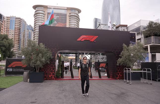 FORMULA 1 QATAR AIRWAYS AZERBAIJAN GRAND PRIX 2024 14 09 2024, Baku City Circuit , Baku, FORMULA 1 QATAR AIRWAYS AZERBAIJAN GRAND PRIX 2024 ,in the picture George Russell GBR , Mercedes AMG Petronas Formula One Team nordphotoxGmbHx xBratic nph00250