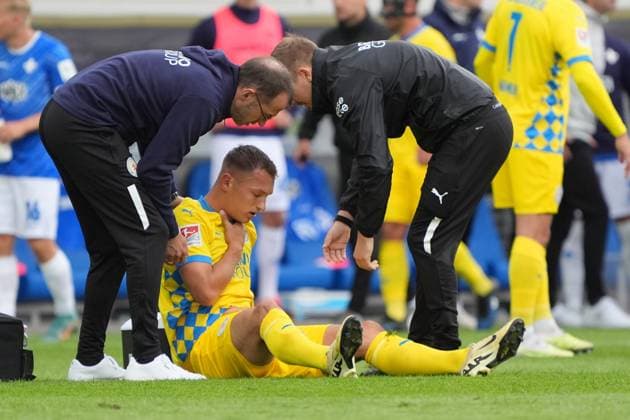 Sven Köhler Eintracht Braunschweig, 27 injured 14 09 2024 2 Bundesliga, season 24 25 SV Darmstadt 98 vs Eintracht Braunschweig, Stadion am Boellenfalltor, emonline, emspor,