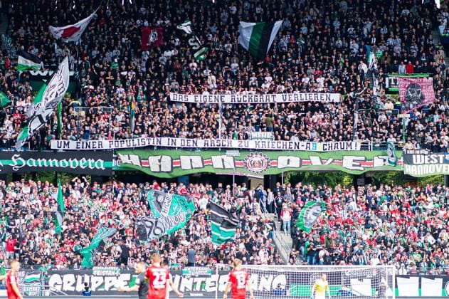 14 09 2024 Soccer, 2024 2025, 2 Bundesliga, 5 Matchday, Hannover 96 1 FC Kaiserslautern Fans Hannover with Banner Losing your backbone to kiss a populists ass Scum in reference to Daniela Behrens statements about the match Eintracht Braunschweig vs Hannover 96 DFL REGULATIONS PROHIBIT ANY USE OF PHOTOGRAPHS AS IMAGE SEQUENCES AND OR QUASI VIDEO