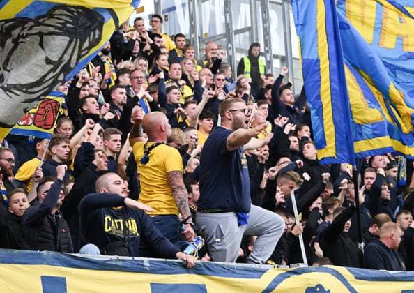 14 09 2024, xsltx, Soccer 2 Bundesliga, SV Darmstadt 98 Eintracht Braunschweig emspor, v l At least a point in Darmstadt brought joy to the Braunschweig supporters DFL DFB REGULATIONS PROHIBIT ANY USE OF PHOTOGRAPHS as IMAGE SEQUENCES and or QUASI VIDEO Darmstadt