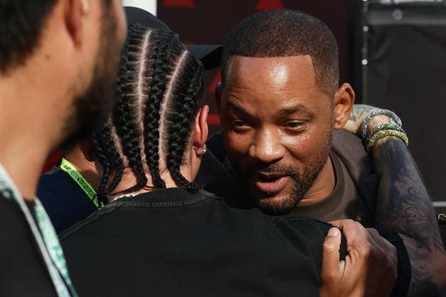 F1 Grand Prix Of Azerbaijan 2024 Qualifying J Balvin and Will Smith during qualifying ahead of the Formula 1 Grand Prix of Azerbaijan at Baku City Circuit in Baku, Azerbaijan on September 14, 2024. Baku Azerbaijan  Copyright: xJakubxPorzyckix originalFilename:porzycki-f1grandp240914_npIev.jpg