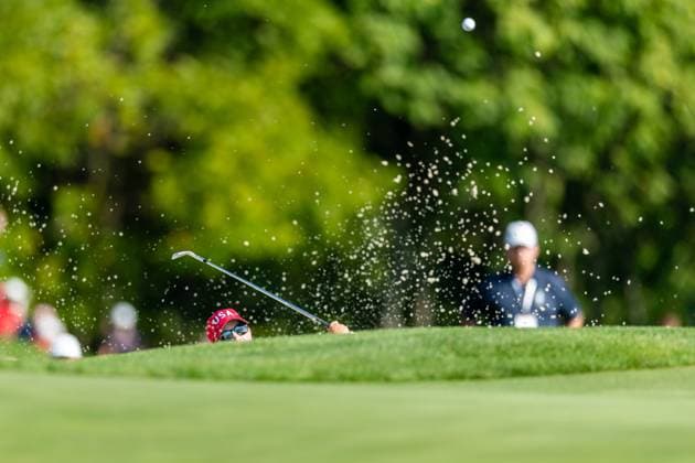 September 14, 2024, Gainesville, Va, USA: Team USA s JENNIFER KUPCHO hits out of a bunker on the twelfth hole during the morning foursome matches on day two of the 2024 Solheim Cup. Gainesville USA - ZUMAb237 20240914_znp_b237_033 Copyright: xRobertxBlakleyx