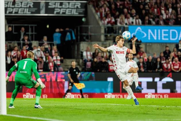 2 Soccer Bundesliga 1 FC Köln 1 FC Magdeburg 14 09 2024 Header Timo Hübers 1 FC Köln, 4 2 Soccer Bundesliga, 1 FC Köln 1 FC Magdeburg, Köln, Rheinenergiestadion am 14 09 2024 DFL REGULATIONS PROHIBIT ANY USE OF PHOTOGRAPHS AS IMAGE SEQUENCES AND OR QUASI VIDEO Copyright: xBEAUTIFULxSPORTS Wunderlx
